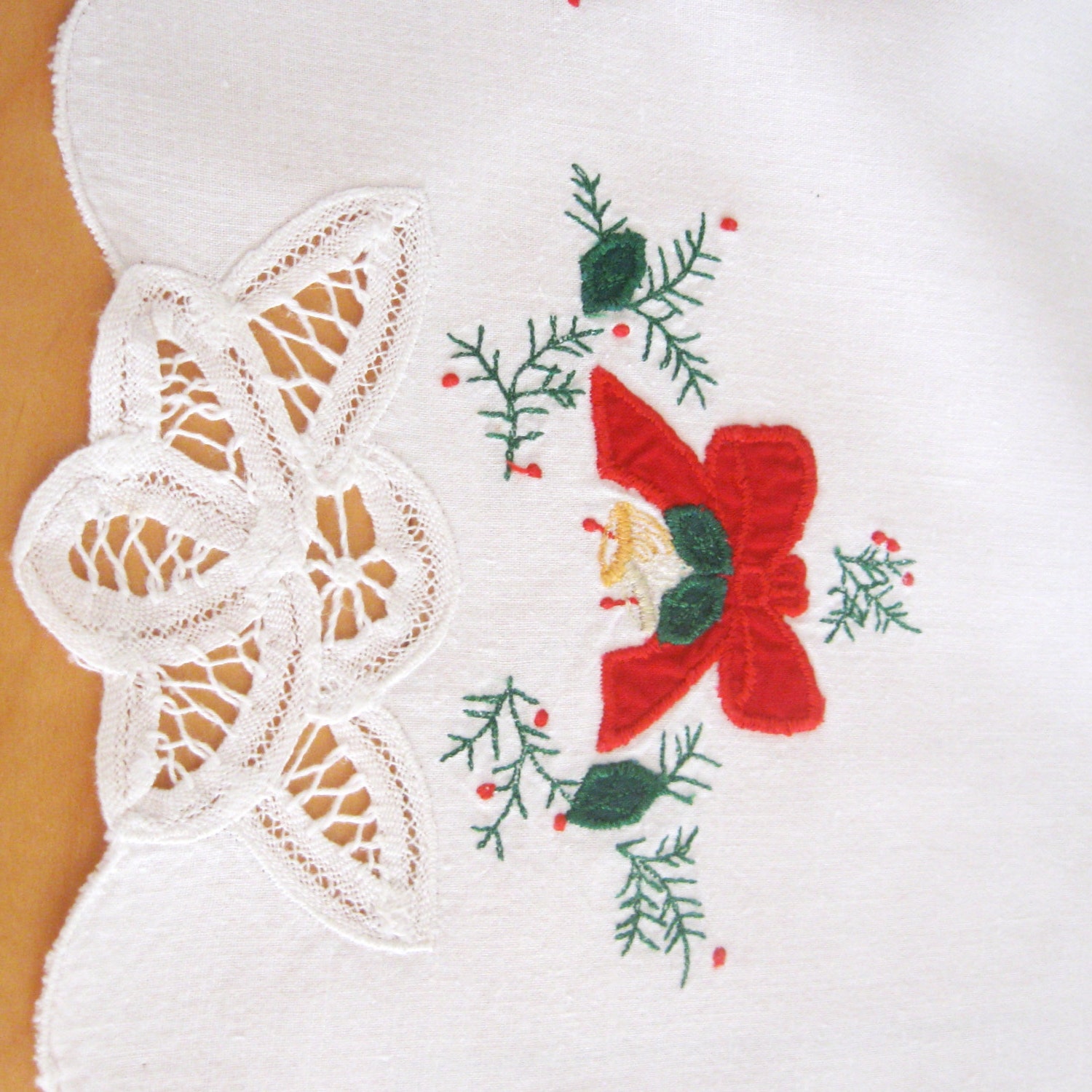 Vintage Embroidered Christmas Tea Towel Holiday by CinfulOldies