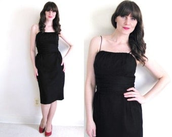 Little Black Dress / 50s Dress / 50s Wiggle Dress