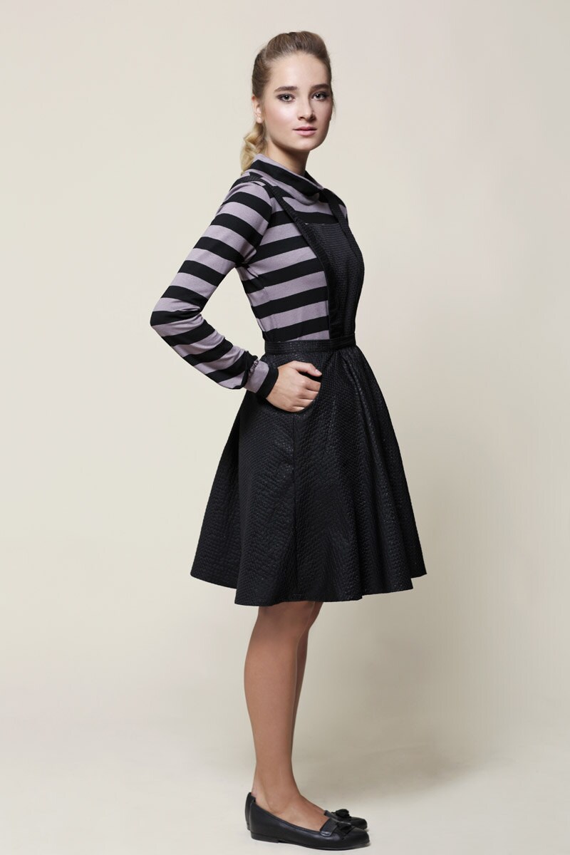 womens black pinafore dress