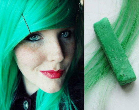 EMERALD Hair Chalk // Green Dip Tie Dye Effect // Boho