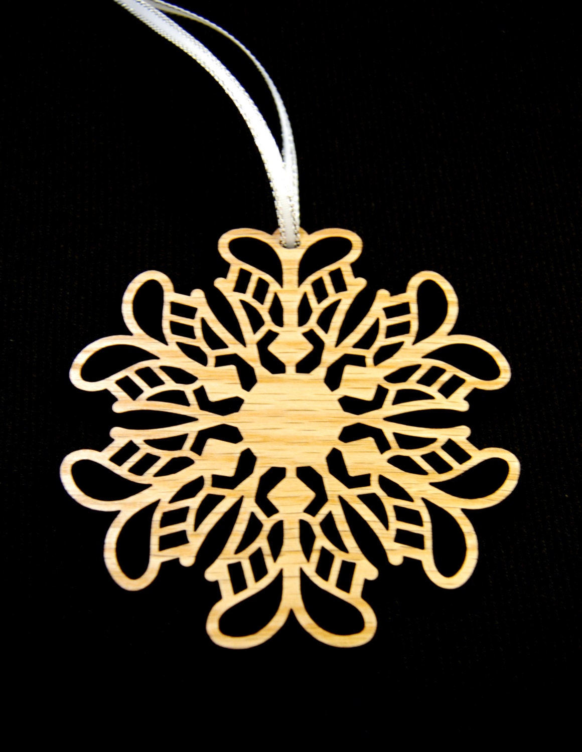 Filigree Style Holiday Christmas Tree Snowflake Ornament