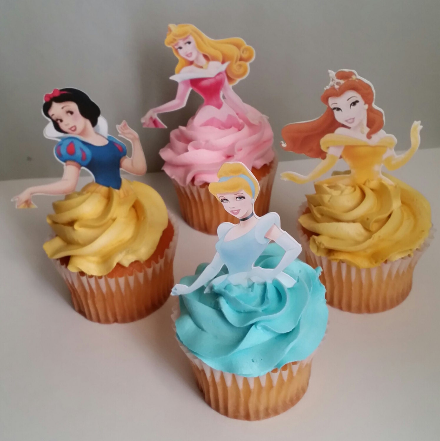 12 Princess cupcake toppers