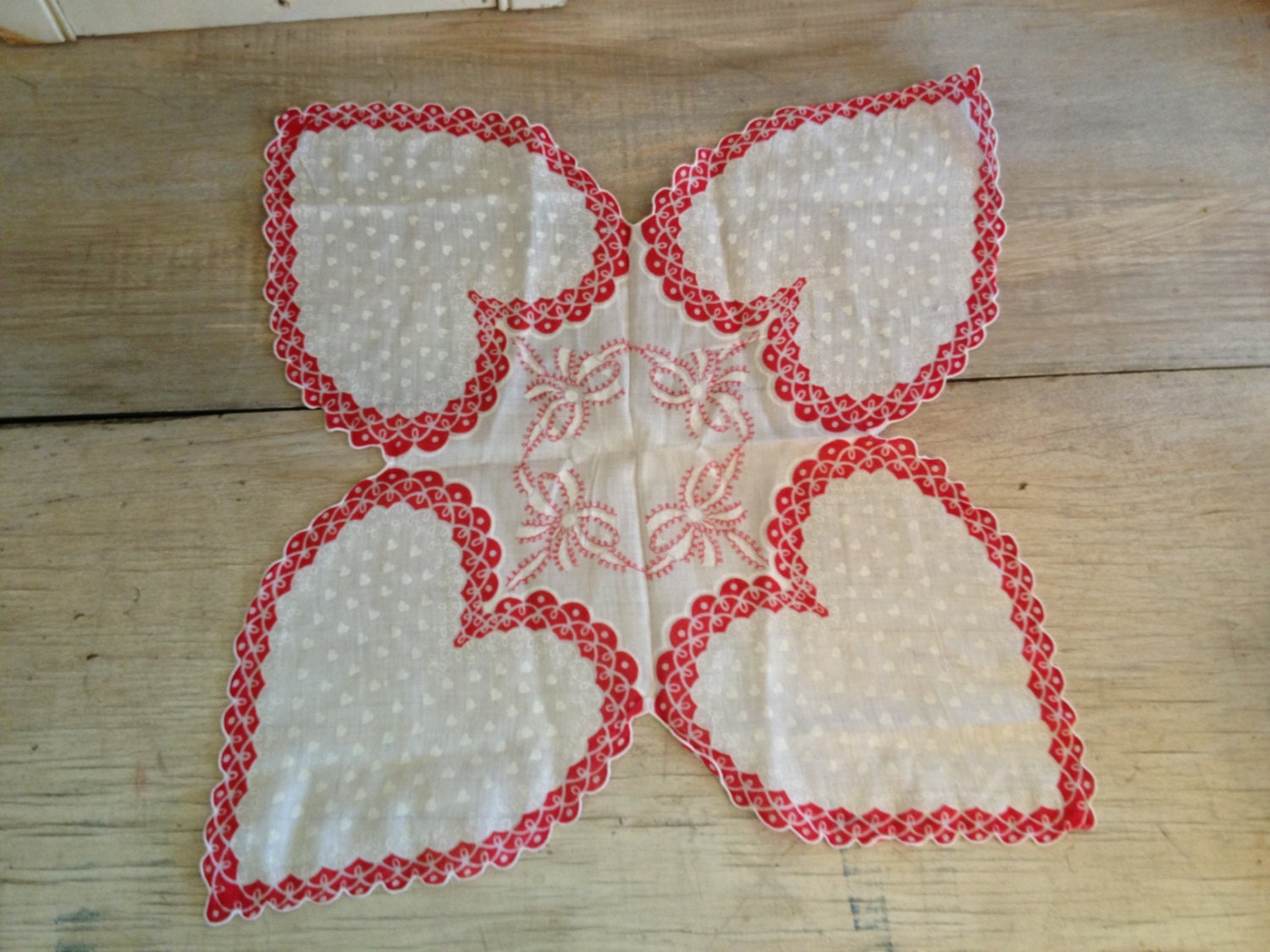 Heart Handkerchief Vintage Hankie Hanky by couturecafe on Etsy