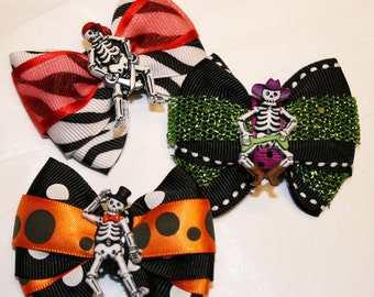Skeleton Mini Halloween Bow