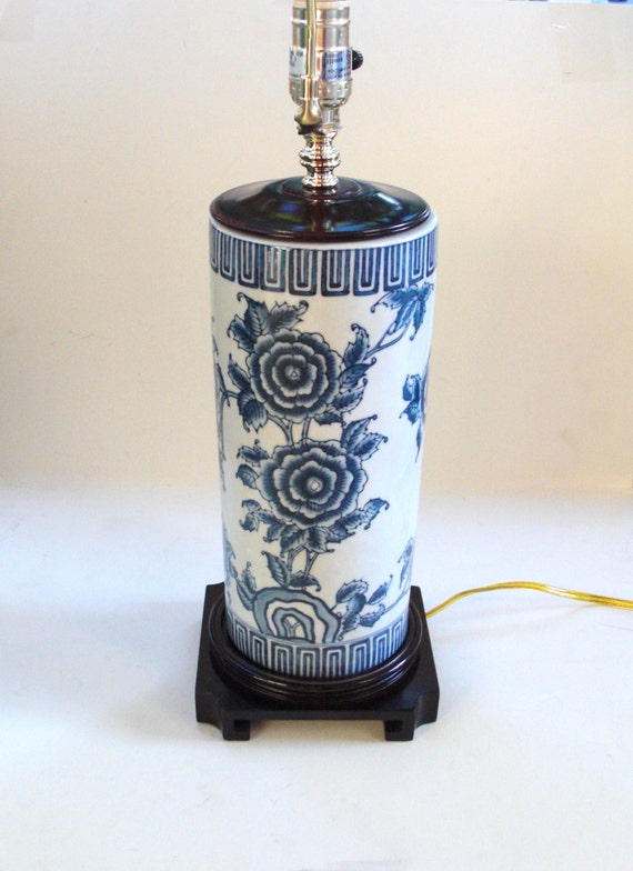 Blue and White Chinoiserie Table Lamp Wood Base Floral