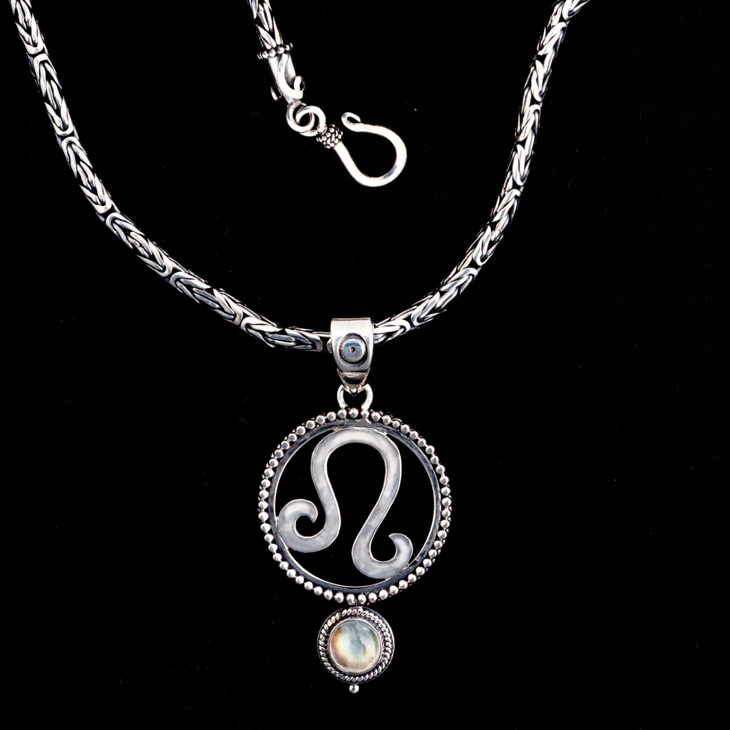 Leo pendant silver Clearance