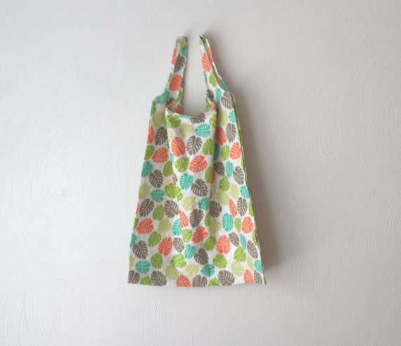 Eco-Friendly Reusable Shopping Bag Leaves