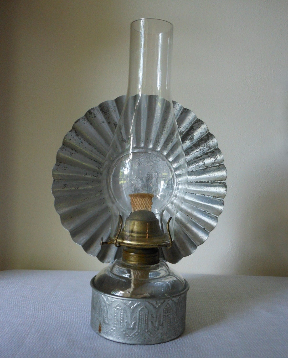 Vintage Plume And Atwood Hanging Tin Oil Lamp By 2cool2toss