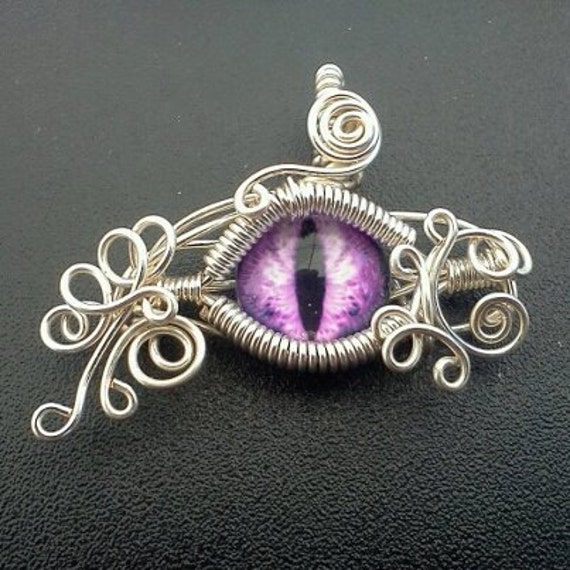 thumbnail image 2 of Tutorial: DIY Shark Themed Jewelry » Dollar Store Crafts 2 of 9