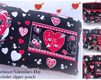 Sweetheart Valentine wristlet zipper pouch