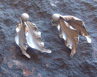 Earrings, ClipOn Earrings, Vintage Silver Tone Clip On Leaf Earrings