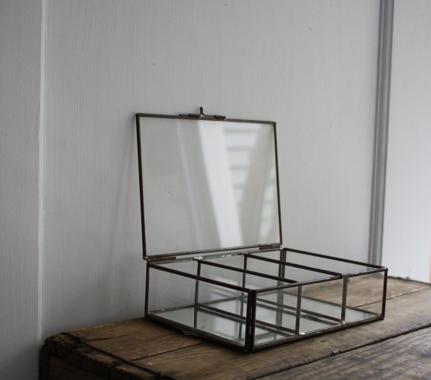 Shadow box glass Shadow boxes are perfect for displaying the things that mean the most to you. Choose a shadow box display case for your keepsakes at Michaels.
