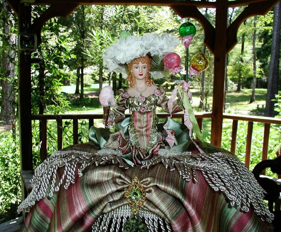 carousel emmi doll