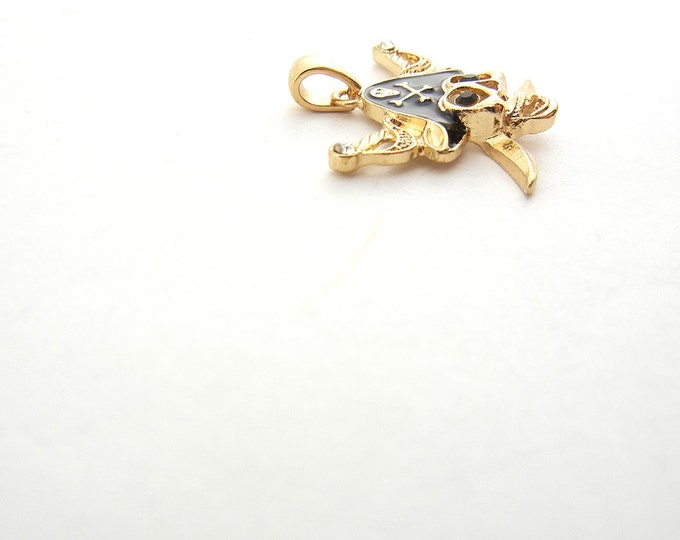 Gold-tone Pirate Skull Pendant