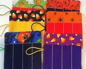 Halloween crayon roll Set of 6 Each one holds 4 crayons Great school or Hallloween party favors Quantity discounts Il_170x135