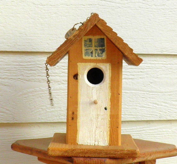 eco friendly cedar bird house with clean out eco friendly cedar bird house with clean out