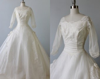 1950s Wedding Dress / 1950s Lace and Chiffon by TheVintageMistress