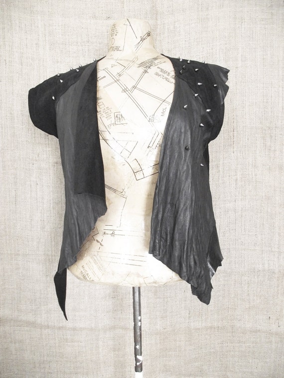 Noir waistcoat