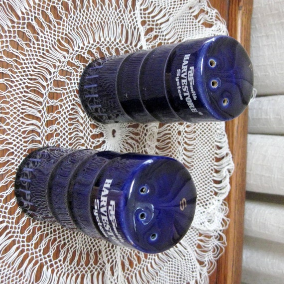 Vintage Salt & Pepper Shakers Harvestore Blue Silo Grain