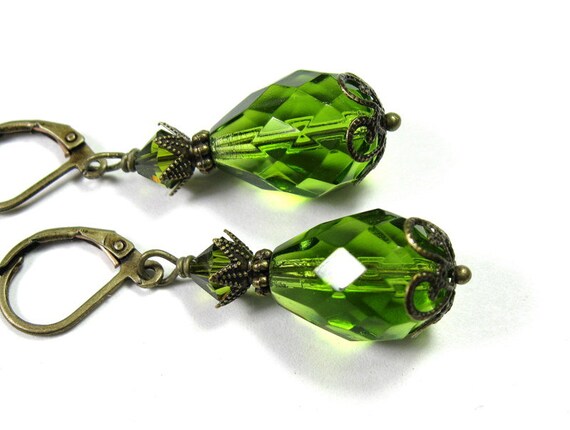 Green Vintage Style Earrings, Czech Glass Jewelry, Womens Accessories, Gifts for Her, Swarovski Crystal, Christmas Jewelry, Stocking Stuffer