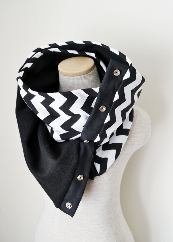 Black and White Chevron Snap Scarf by MegansMenagerie on Etsy