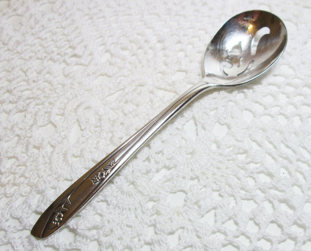Vintage William Rogers silver plate Lady Fair Relish Spoon c.1957