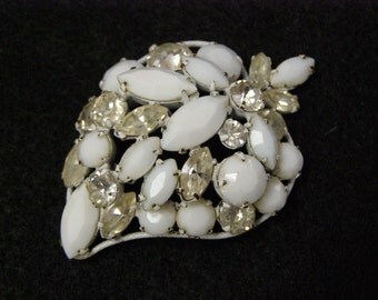 Vintage Regency Jewels Strawberry Brooch Broach White and Clear Rhinestones