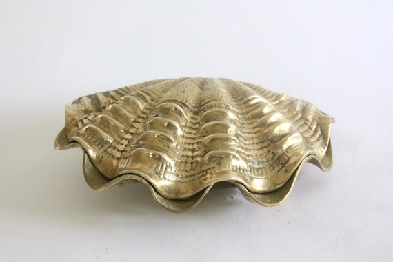 Large Vintage Brass Clam Shell Box by estateeclectic on Etsy