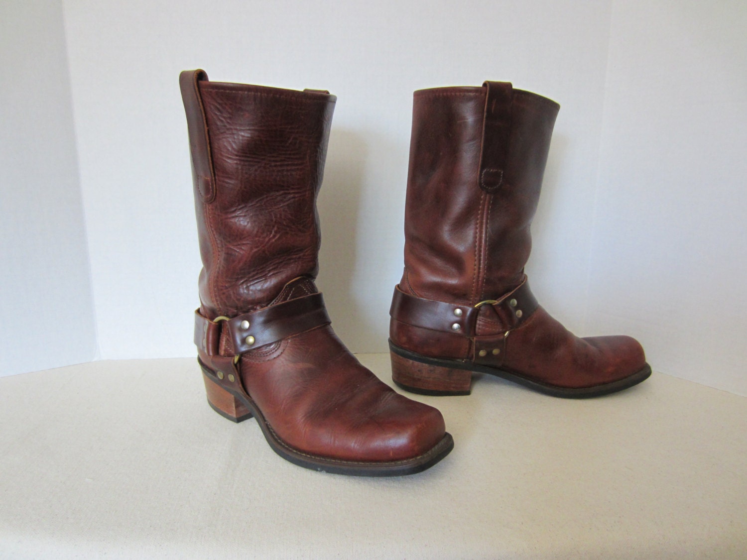 mens brown engineer boots