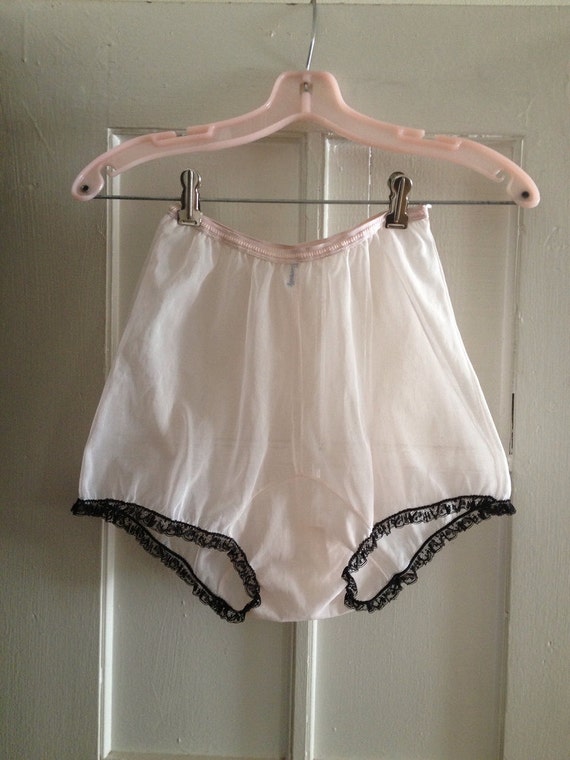 Vintage Nylon High Waisted Panties by Chevette