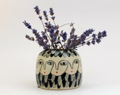 Dorotea - Black and White - Ceramic Vase - one of a kind