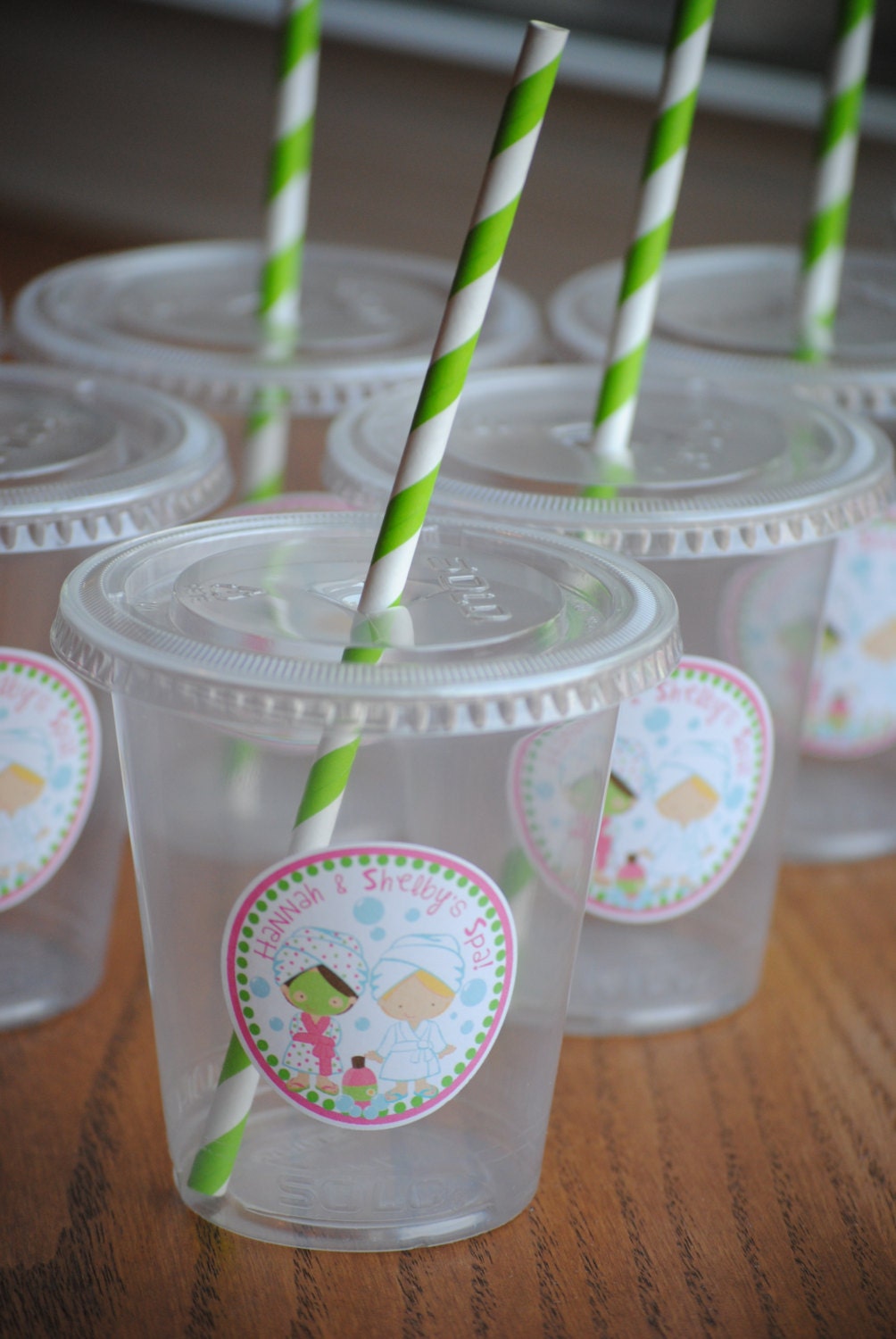 12 Spa Party Cups with lids and straws by mlf465 on Etsy