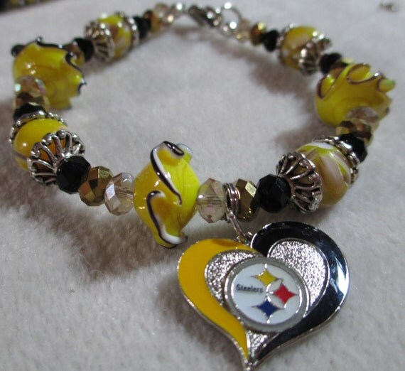Pittsburgh Steelers Heart Charm Bracelet Black Yellow Gold