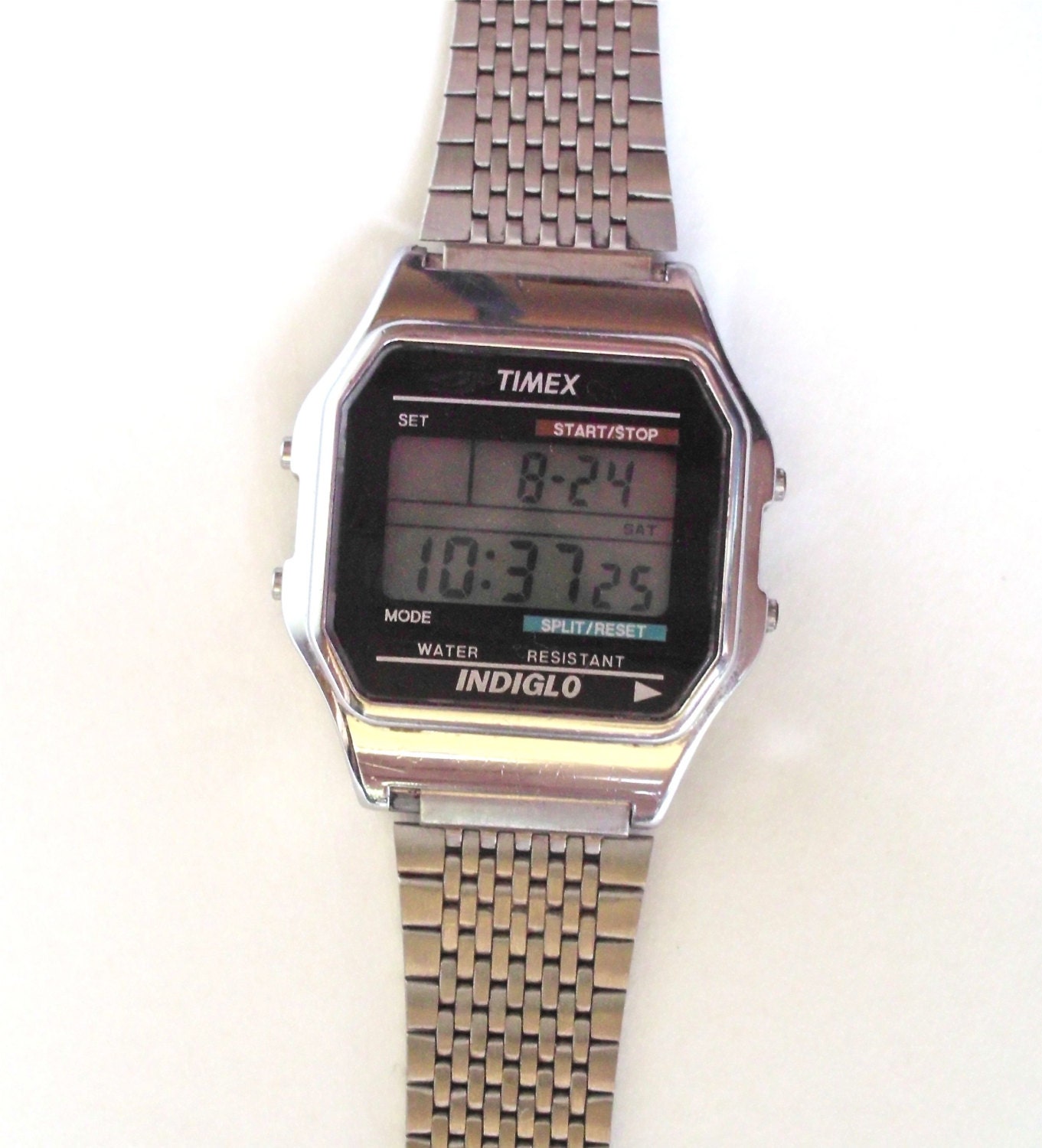 timex digital indiglo watch