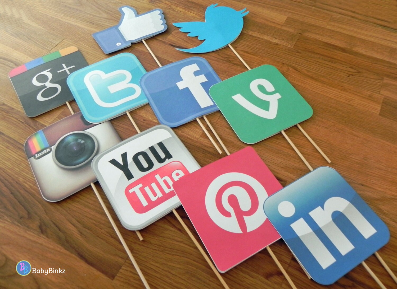 Photo Props: The Large Social Media Set 10 Pieces party