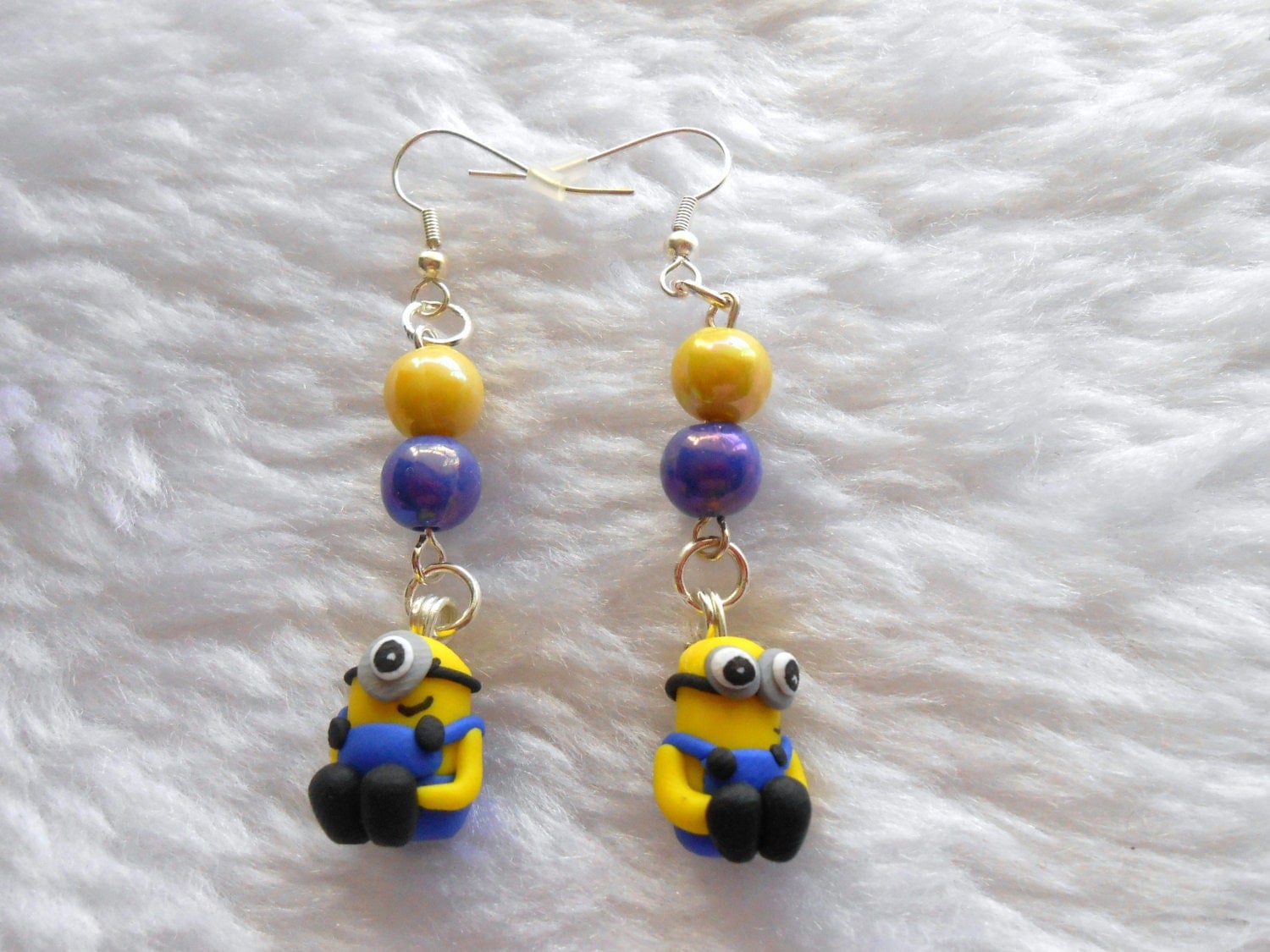 3D Minion earrings by ameliajodesigns on Etsy