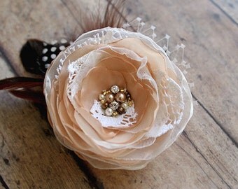 Rustic Wedding Hair Flower Bridal Hair Accessory Bridal Headpiece Beige Tan Brown Bridal Hairpiece Rustic Flower Clip Feathers Veil Pearls