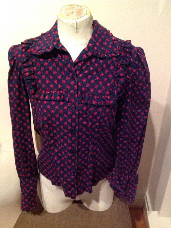 Navy Blue Home-Sewn Ruffly Blouse with Red by IFoundThatVintage