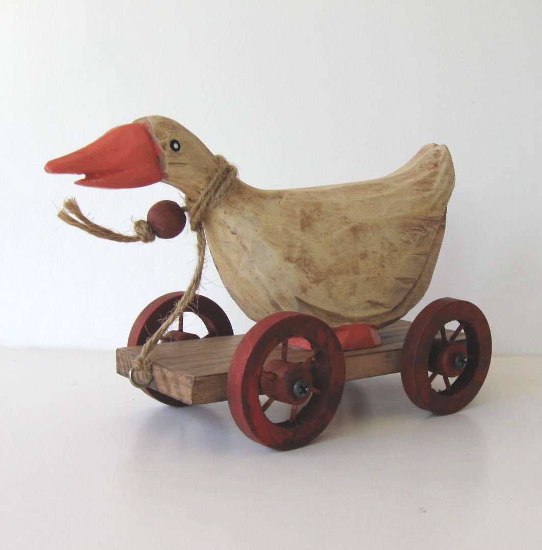 Vintage Wooden Duck pull toy Primitive Folk Art Home decor