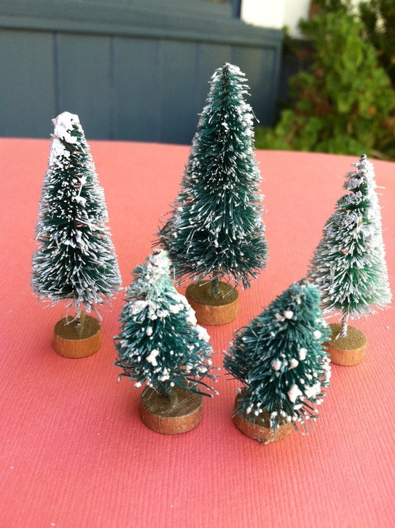 5 Vintage Bottle Brush Trees