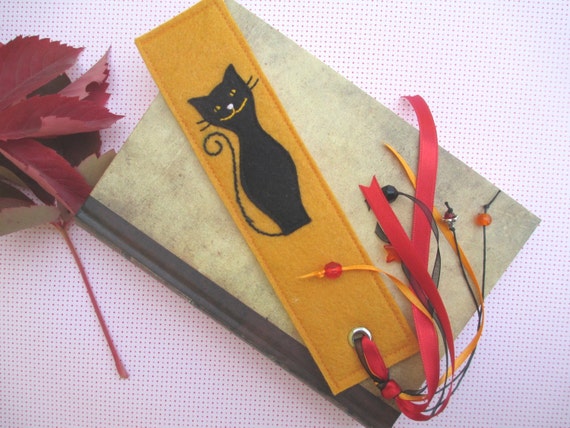 Items similar to Black Cat Felt Bookmark Ribbons and Beads on Etsy