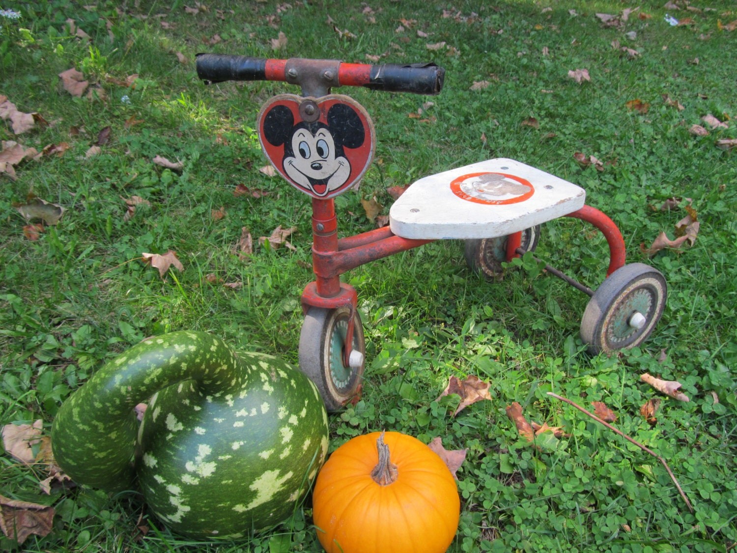 mickey mouse clubhouse tricycle