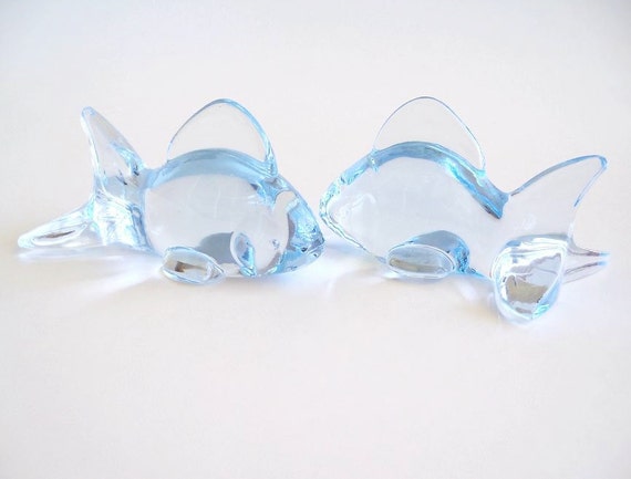 ONEIDA Blue Crystal Fish Pair Set of 2