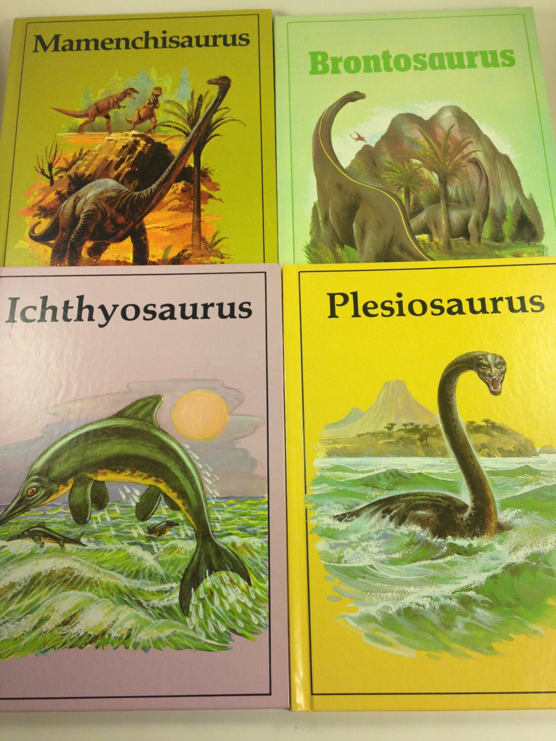 dinosaur dictionary a to z