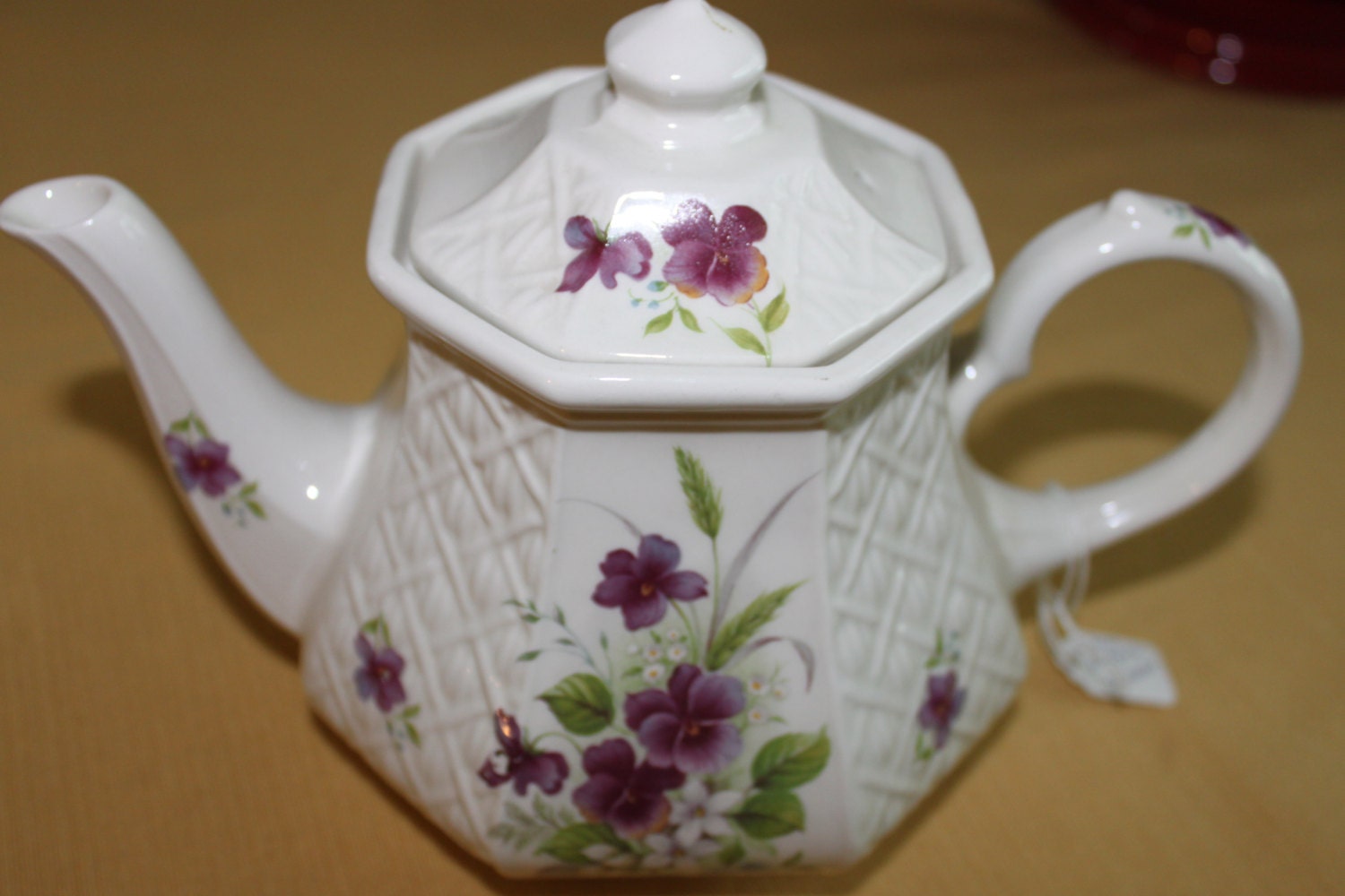 Vintage Sadler Windsor English Teapot Violets Basket Weave
