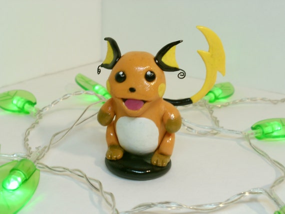 raichu pokemon figure