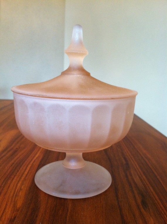 Vintage Pink Footed And Lidded Frosted Glass Candy Dish 5315