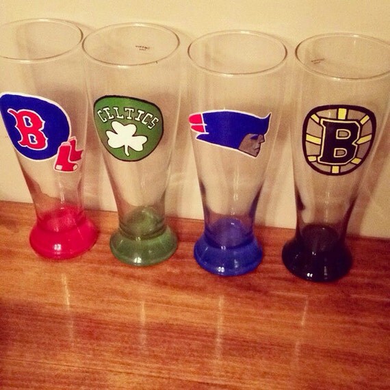 Boston Sports Glass Set by MyStyleCreations on Etsy