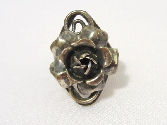 Vintage Art Nouveau Sterling silver Flower Adjustable Ring Size 5
