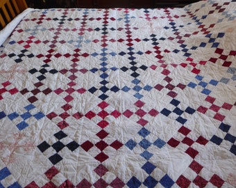 Handquilted Queen size quilt done in desert patch design